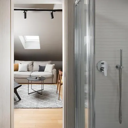 Colmo S Hidromasaznom Kadom