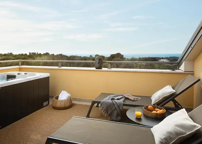 Apartman Colmo S Hidromasaznom Kadom *